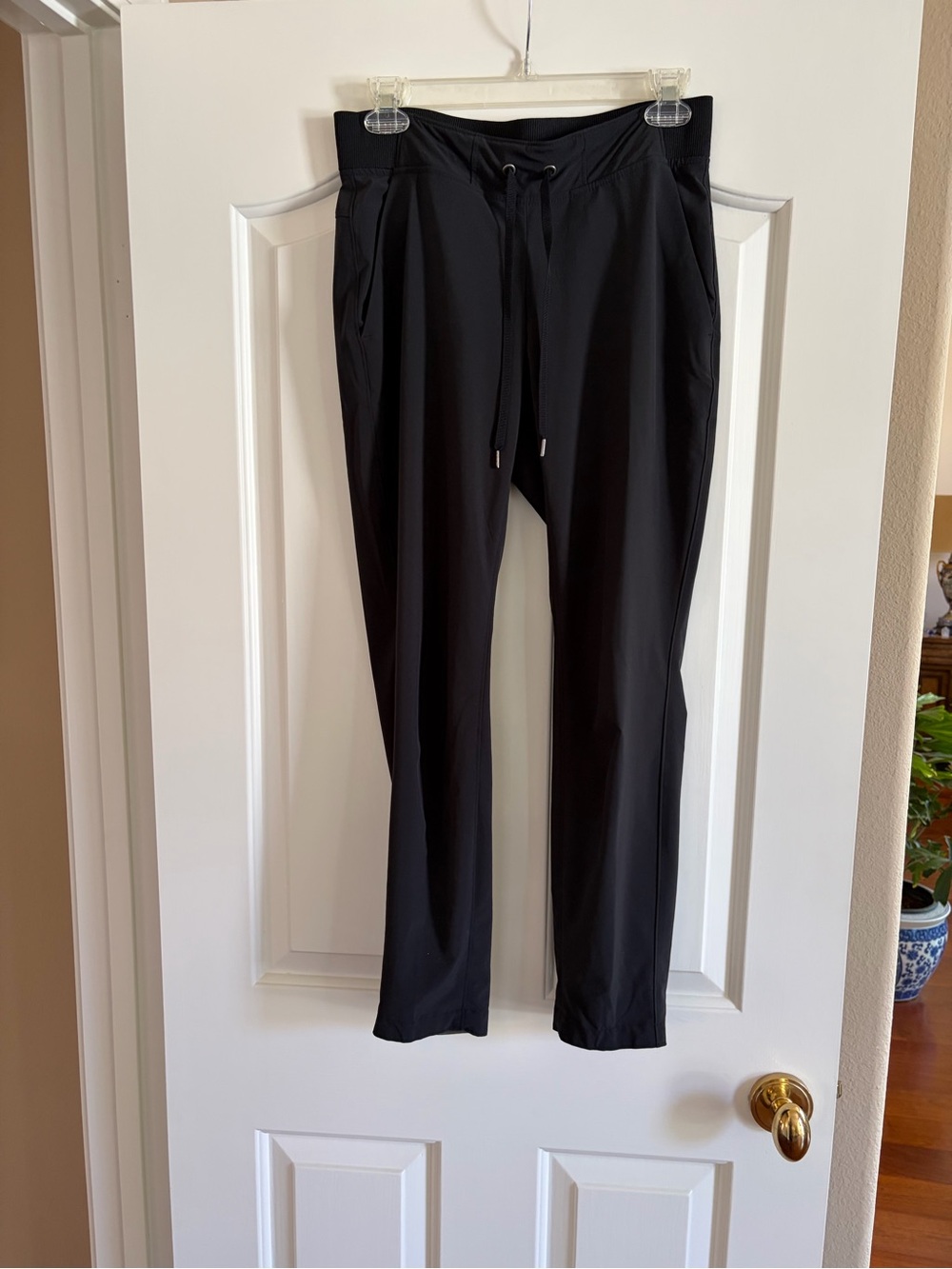 Athleta Black Women's Jogger-Style Track Pants